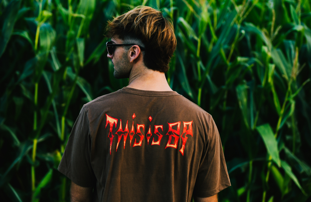 REMERA MANGA CORTA - GOTICO