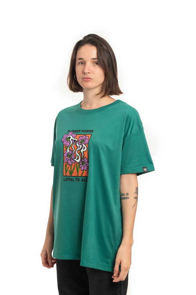 REMERA MANGA CORTA OVERSIZE - VIOLETAS