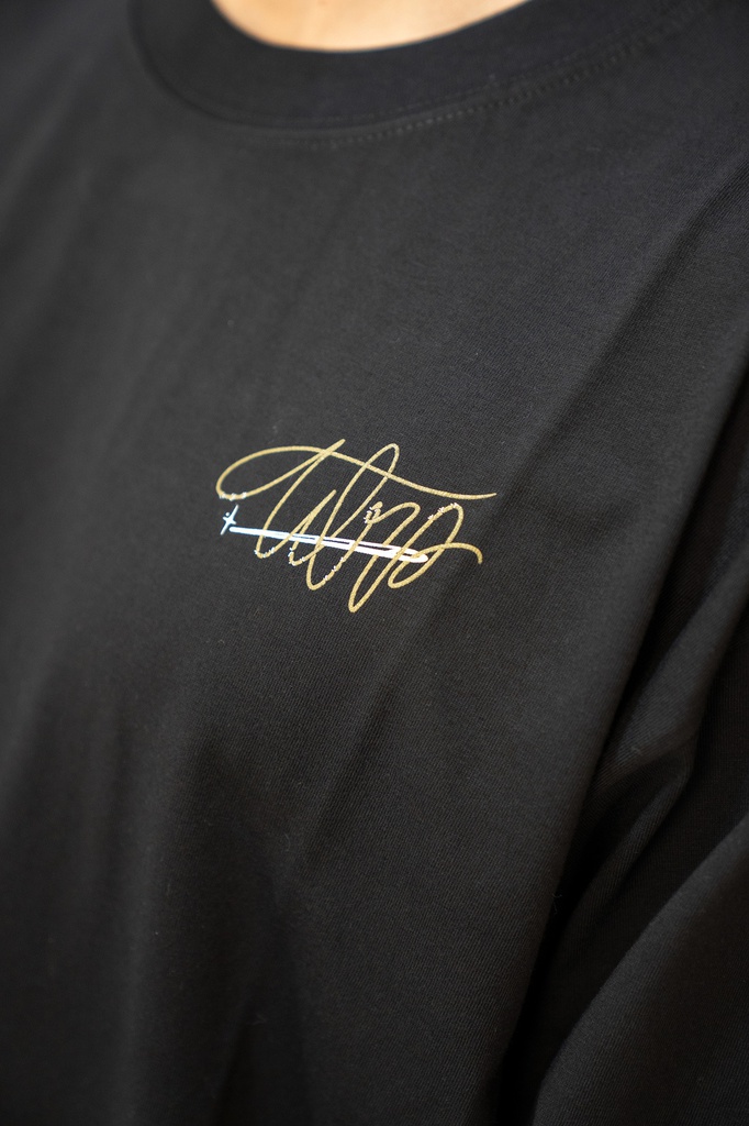 REMERA ML RELAXED - PUNTADAS