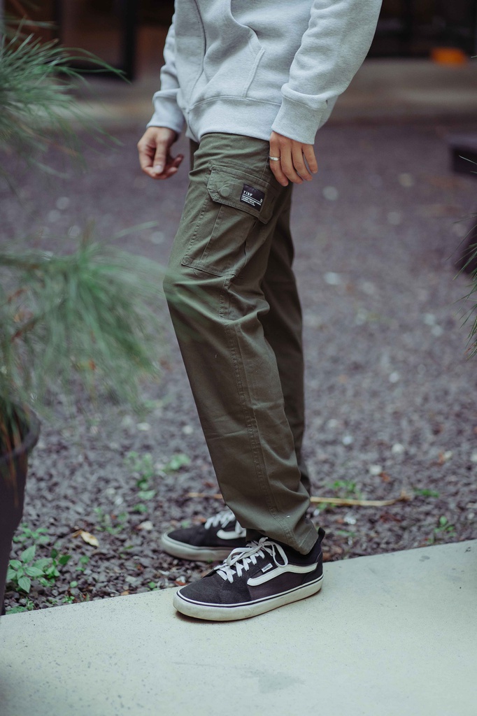 PANTALON CARGO SLIM FIT - INDIO