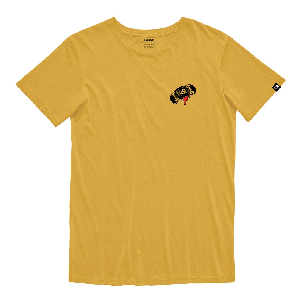 REMERA MC - TIRITA