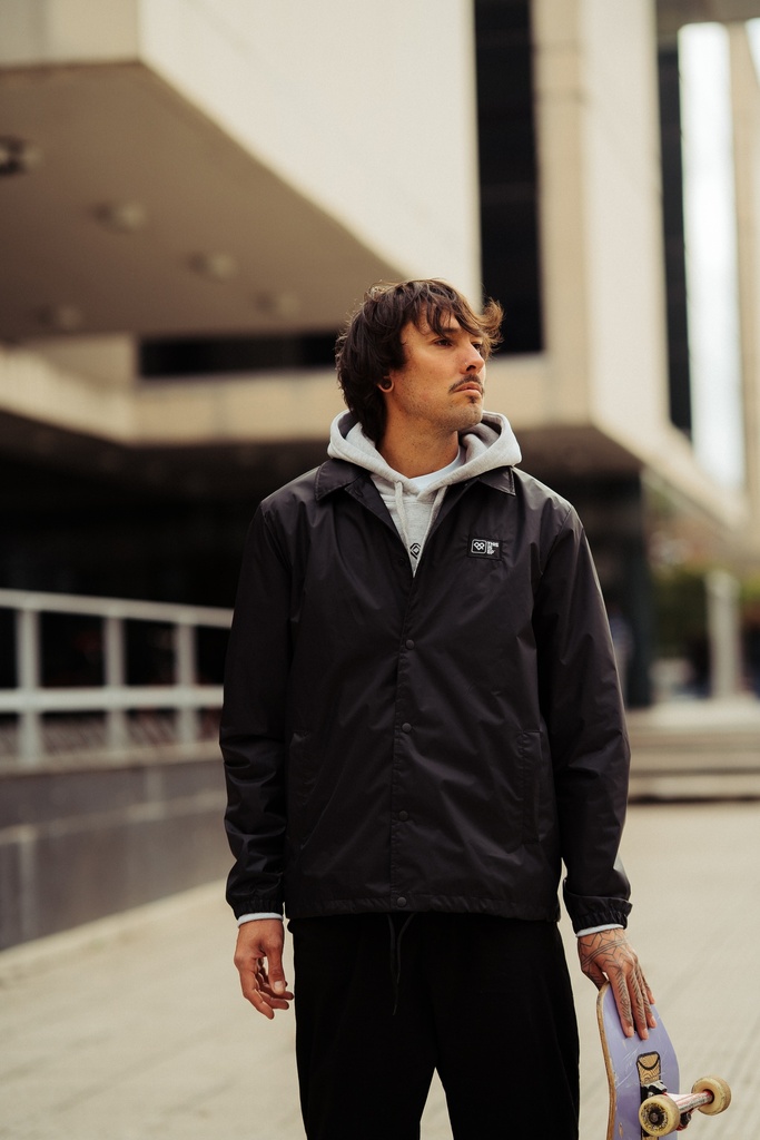 CAMPERA ROMPE VIENTO - PROLIJA