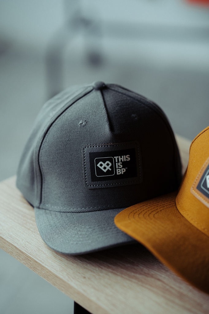 GORRA SNAPBACK - AMARELA GREY