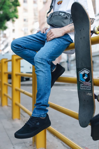 [083215061] PANTALON DENIM - MINERO