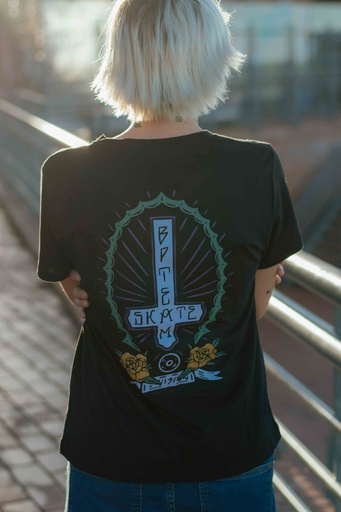[093215097] REMERA MUJER - RELIGION